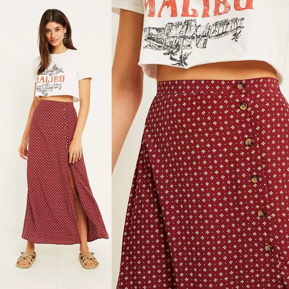 Urban Outfitters Red Printed Side-Button Maxi Skirt Size Large 26999 - Picture 1 of 12